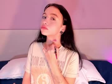 missbombom — 2025-10-26 12:20 missbombom — 2025-10-26 12:20