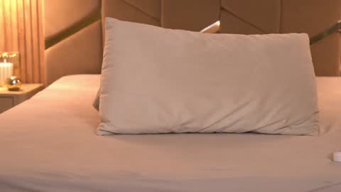 @Girl-Pleasure Snapshot • 2026-01-09 18:00