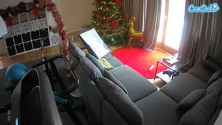 @voyeurcam-julmodels-living-4 Snapshot • 2026-01-10 11:26