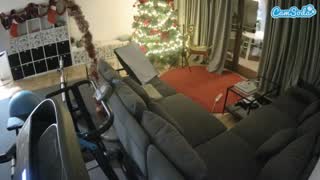 @voyeurcam-julmodels-living-4 Snapshot • 2026-01-11 19:51