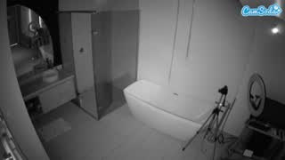 @voyeurcam-casa-salsa-bathroom-2 Snapshot • 2026-01-13 14:26