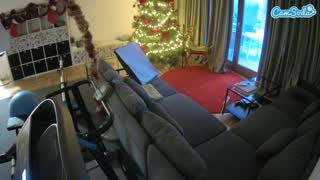 @voyeurcam-julmodels-living-4 Snapshot • 2026-01-13 15:27