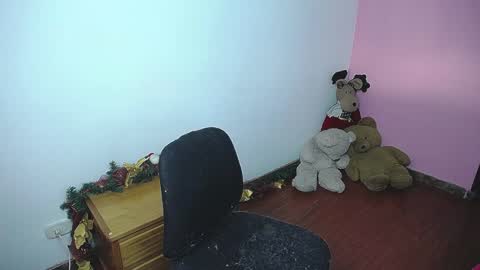 @emerald00_ Snapshot • 2026-01-14 21:56