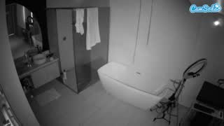 @voyeurcam-casa-salsa-bathroom-2 Snapshot • 2026-01-16 19:59
