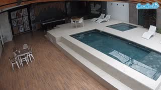 @voyeurcam-casa-salsa-gym Snapshot • 2026-01-16 19:20