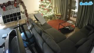 @voyeurcam-julmodels-living-4 Snapshot • 2026-01-16 01:09