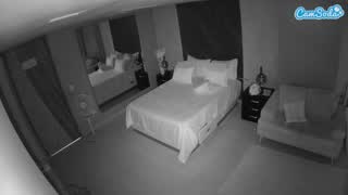 @voyeurcam-casa-salsa-bedroom-4 Snapshot • 2026-01-23 04:47