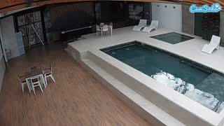 @voyeurcam-casa-salsa-gym Snapshot • 2026-01-26 21:48