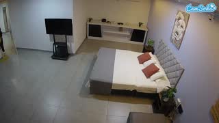 @voyeurcam-jb-office-1 Snapshot • 2026-01-26 21:19