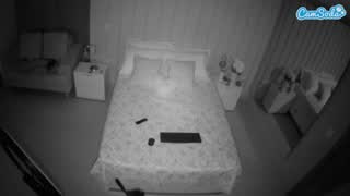@voyeurcam-casa-salsa-bedroom-1 Instantaneu • 2026-02-02 12:54