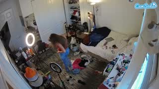 @voyeurcam-hornyhostel-02 Snapshot • 2026-02-05 22:16