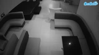 @voyeurcam-jb-room-7 Snapshot • 2026-02-11 09:32
