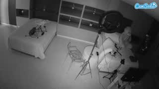 @voyeurcam-casa-salsa-versus-room Instantaneu • 2026-02-18 18:14