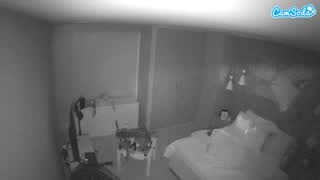 @voyeurcam-casa-salsa-bedroom-12 Snapshot • 2026-02-22 03:16