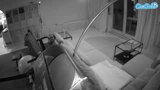 @voyeurcam-julmodels-living-4 Snapshot • 2026-02-22 01:48