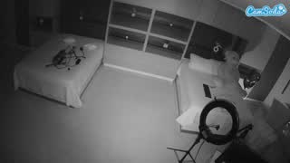 @voyeurcam-casa-salsa-versus-room Instantaneu • 2026-02-25 07:49