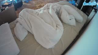 @voyeurcam-julmodels-whitebed-4 Snapshot • 2026-02-25 06:20