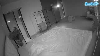 @voyeurcam-jb-room-10 Snapshot • 2026-03-01 23:05