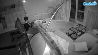 @voyeurcam-julmodels-living-4 Snapshot • 2026-03-10 01:51